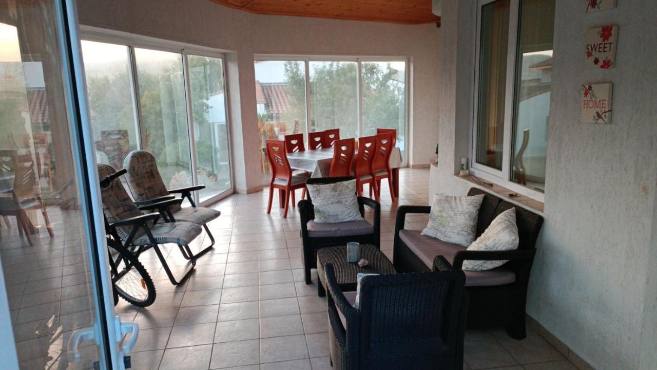 Villa Приятна Къща За Почивка Караколев 1 à Obrochishte Extérieur photo