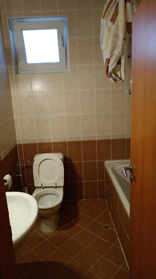 Villa Приятна Къща За Почивка Караколев 1 à Obrochishte Extérieur photo